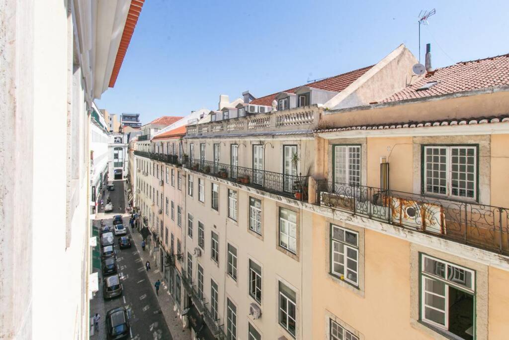 Made For The City Lovers- Urban Charm In Chiado Lisboa Ngoại thất bức ảnh